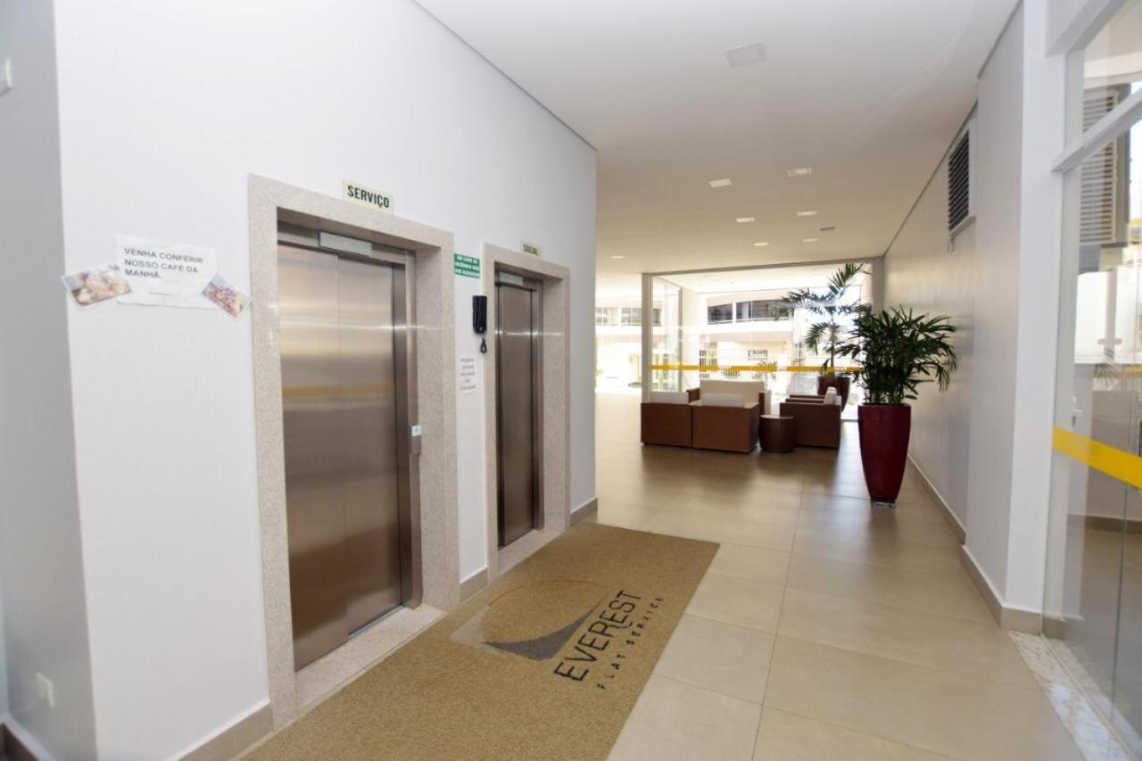 410 Everest Flat Service Apartamento